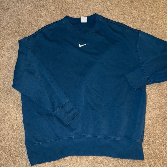 Nike Crew Neck - Picture 1 of 7